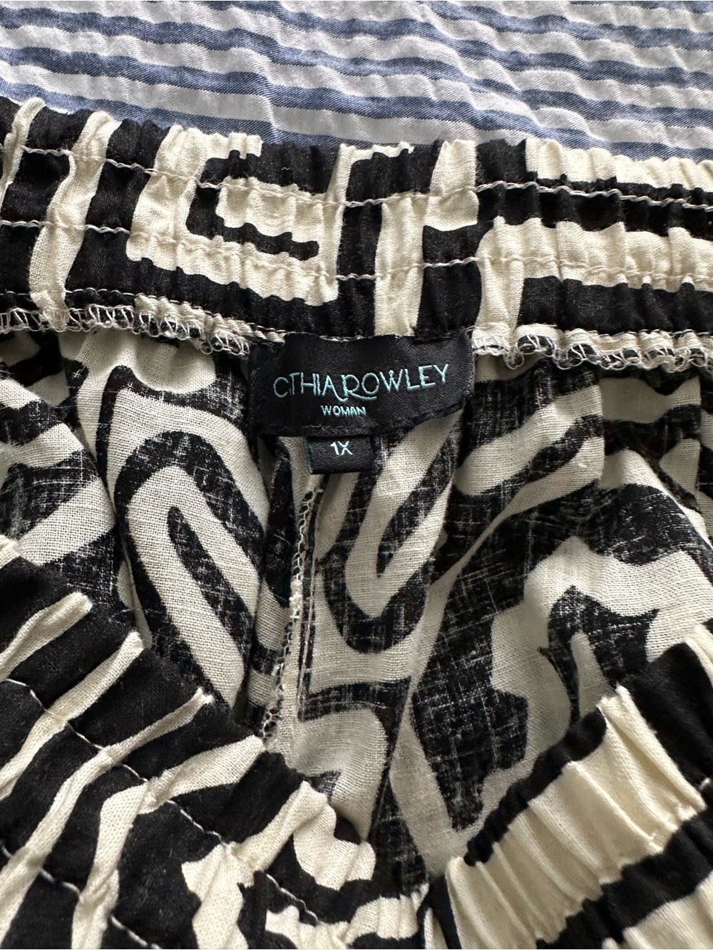 Cynthia Rowley Black and White Cropped Wide-Leg Pants - Picture 3 of 7